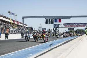 The Elf Marc VDS / KM99 Team forced to retire due to engine failure at the 2025 Bol d’Or, final round of the FIM EWC