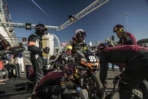 L'Équipe Elf Marc VDS / KM99 contrainte à l’abandon suite à une casse mécanique au Bol d’Or 2025, manche finale du FIM EWC