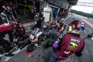 Elf Marc VDS Racing Team / KM99 Shows Its Full Potential Despite a Cruel End to Round 2 of the FIM EWC