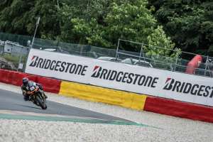 Elf Marc VDS / KM99 démontre tout son potentiel malgré une fin de course cruelle lors de la deuxième manche du FIM EWC