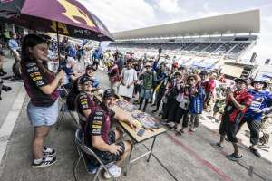 Japan smiles once again on the Elf Marc VDS / KM99 Team, finishing P9 at the 8 Hours of Suzuka, third round of the FIM EWC