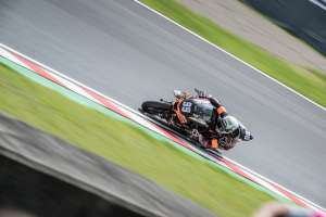 Elf Marc VDS Racing Team/KM99 s'élancera de la 3e place aux 8 Heures de Suzuka après une qualification historique.