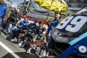 Remontée Impressionnante pour l'Équipe KM99 aux 24 Heures Motos, Première Manche du FIM EWC