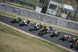 Japan smiles once again on the Elf Marc VDS / KM99 Team, finishing P9 at the 8 Hours of Suzuka, third round of the FIM EWC