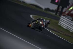 Japan smiles once again on the Elf Marc VDS / KM99 Team, finishing P9 at the 8 Hours of Suzuka, third round of the FIM EWC