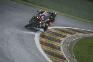 A Home Race Marked by Classic Ardennes Weather for the Elf Marc VDS/KM99 Team at the 8 Hours of Spa Motos, Second Round of the FIM EWC