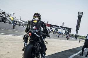 Japan smiles once again on the Elf Marc VDS / KM99 Team, finishing P9 at the 8 Hours of Suzuka, third round of the FIM EWC