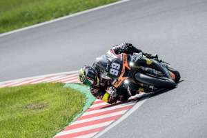 Suzuka 8 Hours: A Disappointing Race After a Historic Qualification for Elf Marc VDS Racing Team/KM99